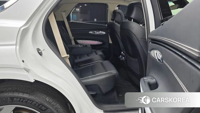 Genesis Electrified GV70 2022 Белый из Кореи, фото 3