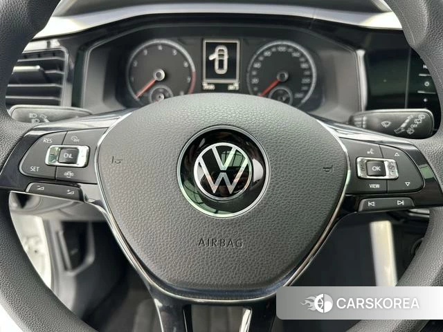 Volkswagen Polo 2022 Белый из Китая, фото 3