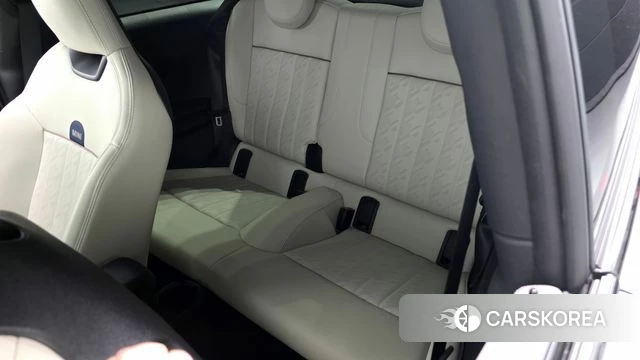 Mini Cooper S 4th Generation 2024 Серебряный из Кореи, фото 3
