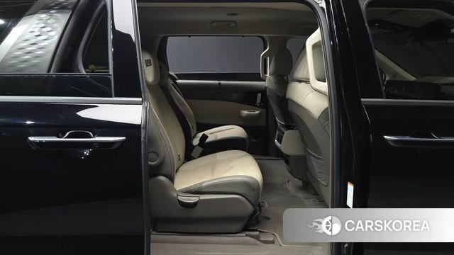 Kia The New Carnival 4th Generation 2025 Черный из Кореи, фото 3