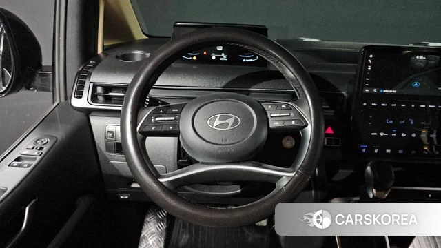 Hyundai Staria 2024 Черный из Кореи, фото 3