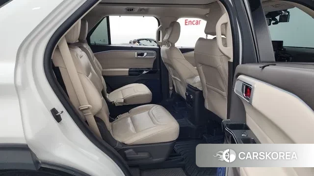 Ford Explorer 6th Generation 2022 Белый из Кореи, фото 3