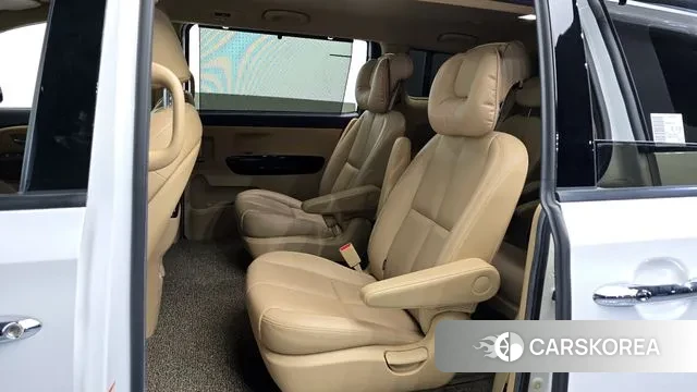 Kia The New Carnival 2018 Белый из Кореи, фото 3