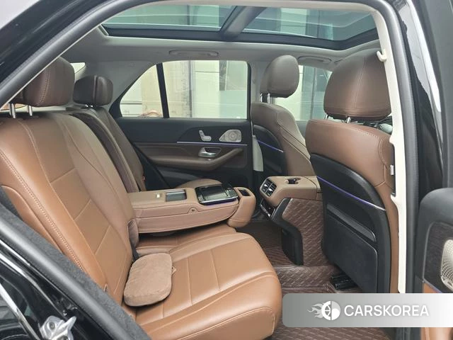 Mercedes-Benz GLE (import) 2024 Черный из Китая, фото 3