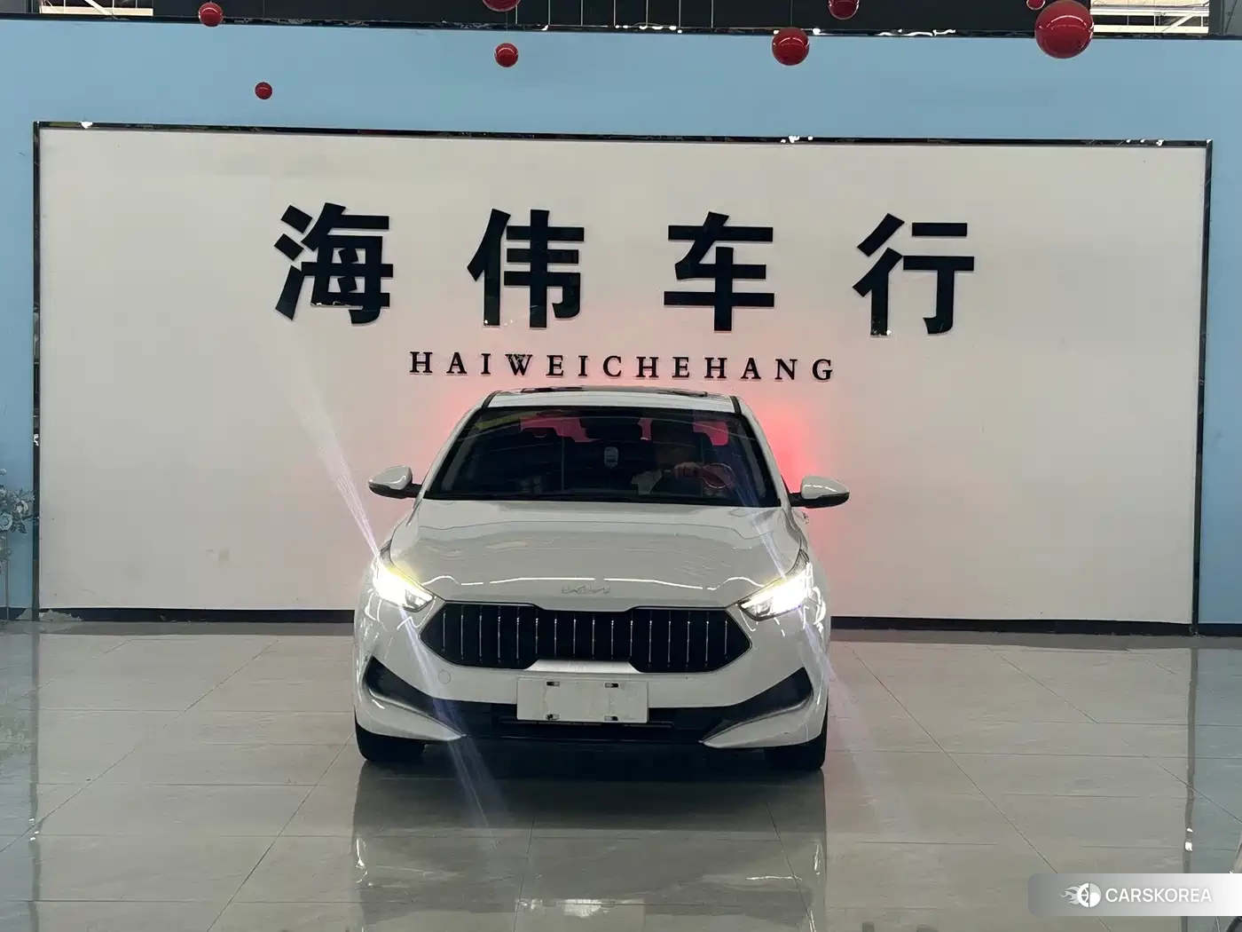 Kia K3 2022 Белый из Китая, фото 3