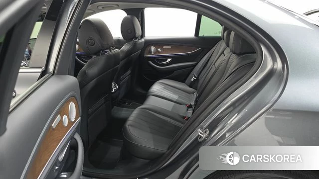 Mercedes-Benz E-Class W213 2020 Серый из Кореи, фото 3