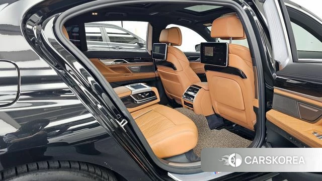 BMW 7 Series (G11) 2019 Черный из Кореи, фото 3