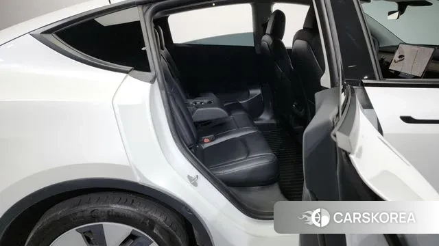 Tesla Model Y 2021 Белый из Кореи, фото 3