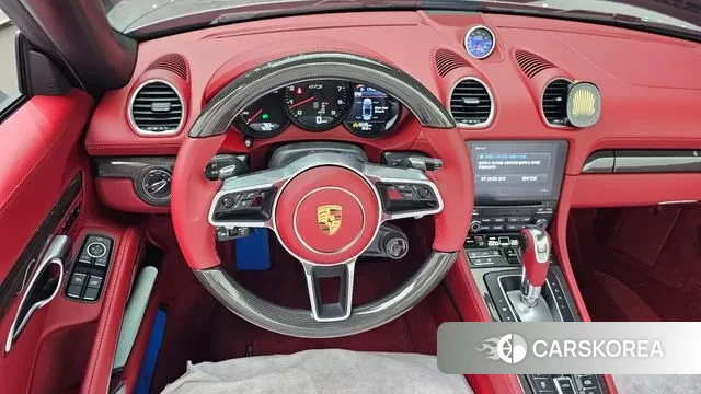 Porsche 718 Boxster 2023 Серебристо-серый из Кореи, фото 3