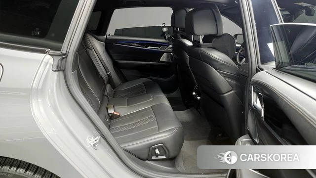 BMW 6 Series GT (G32) 2022 Серый из Кореи, фото 3