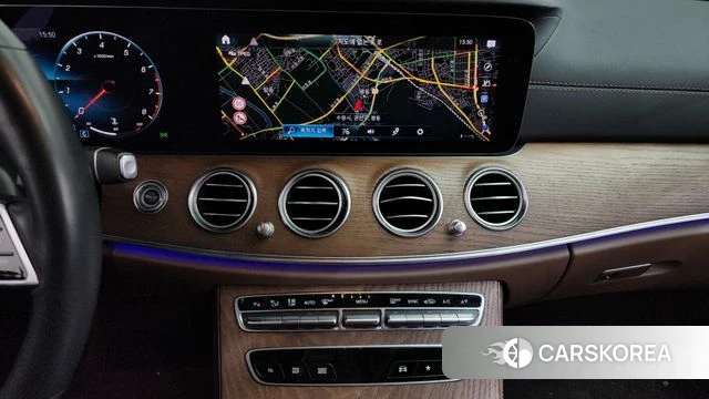 Mercedes-Benz E-Class W213 2021 Синий из Кореи, фото 3