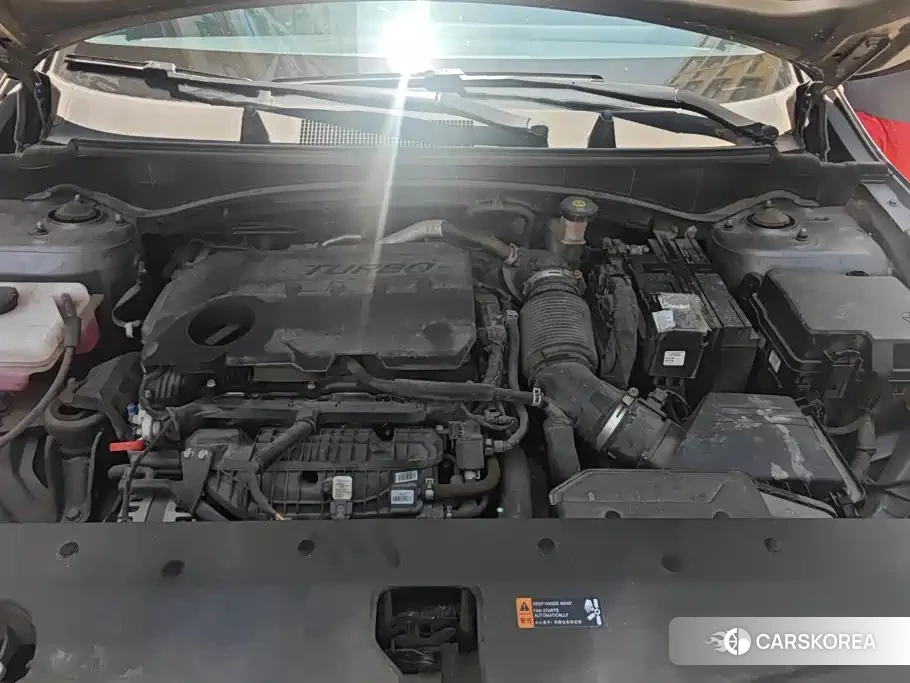 Kia Sportage 2024 Silver/gray из Китая, фото 3
