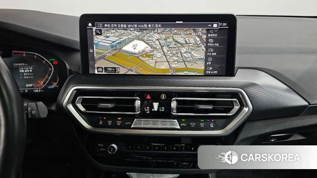 BMW X3 (G01) 2022 Светло-серебряный цвет из Кореи, фото 3