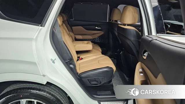 Hyundai The New Santa Fe 2023 Белый из Кореи, фото 3