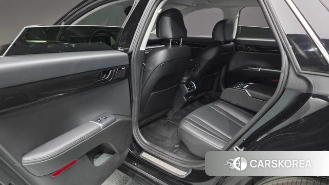 Hyundai Grandeur Hybrid (GN7) 2023 Черный из Кореи, фото 3