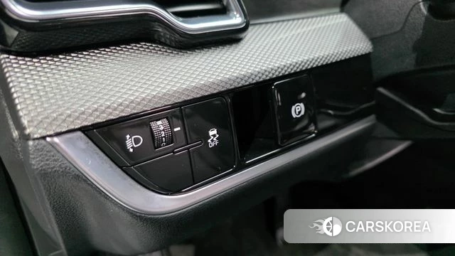 Kia Sportage 5th Generation 2024 Белый из Кореи, фото 3