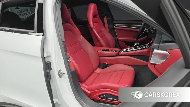Porsche Panamera (971) 2023 Белый из Кореи, фото 3