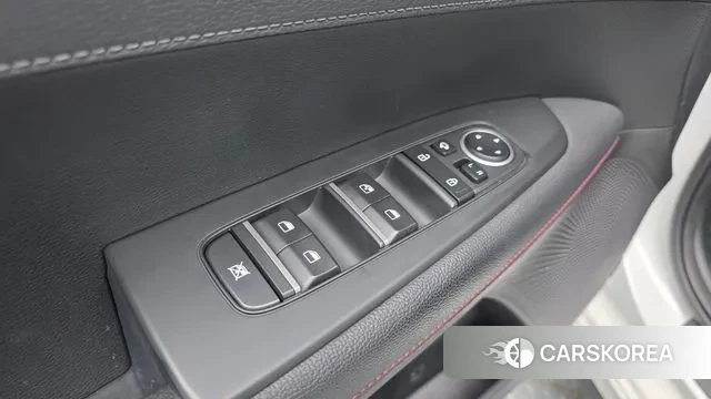 Kia The New K3 2nd generation 2021 Белый из Кореи, фото 3