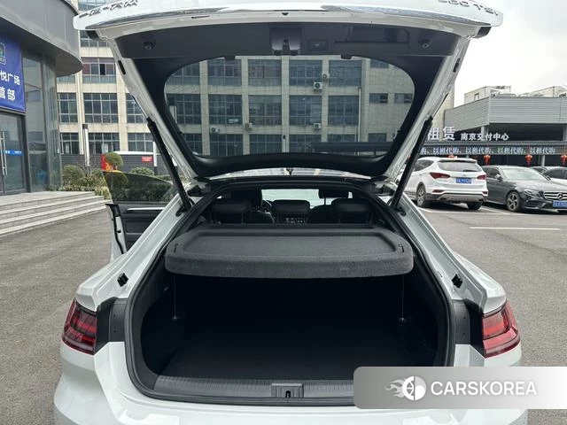Volkswagen CC 2024 Белый из Китая, фото 3