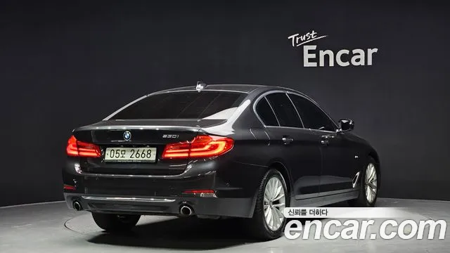 BMW 5 Series (G30) 2018 Серый из Кореи, фото 3