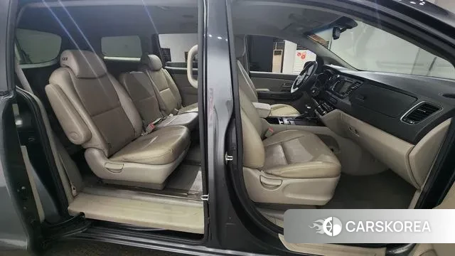 Kia All New Carnival 2018 Серый из Кореи, фото 3