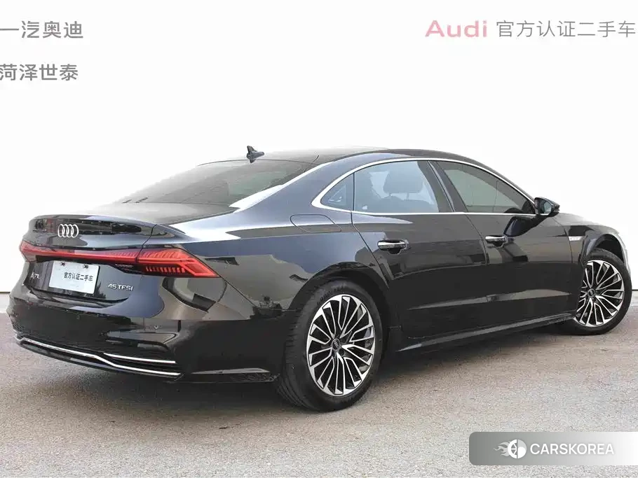Audi A7L 2026 Черный из Китая, фото 3