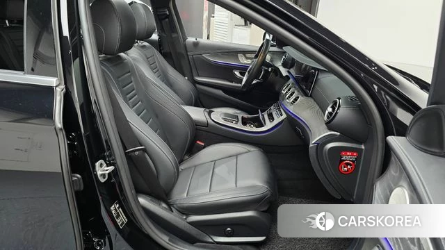 Mercedes-Benz E-Class W213 2021 Черный из Кореи, фото 3
