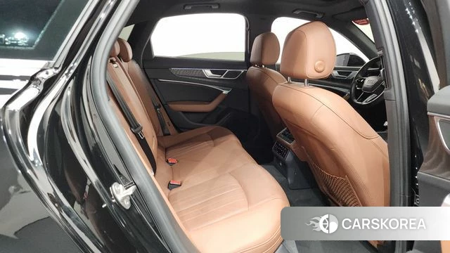 Audi A6 (C8) 2021 Черный из Кореи, фото 3