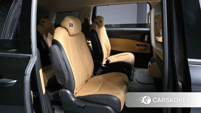 Kia Carnival 4th generation 2022 Черный из Кореи, фото 3