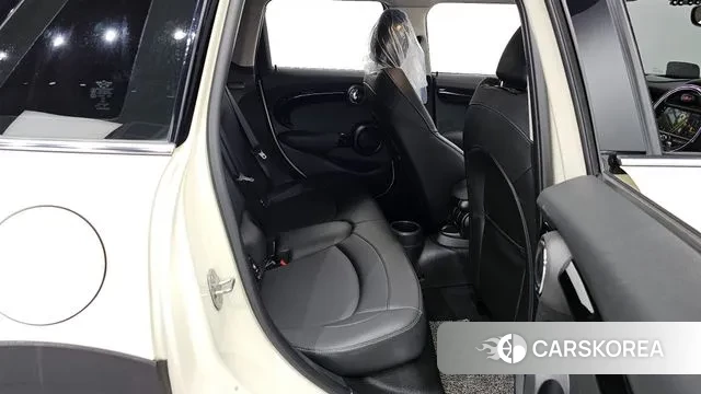 Mini Cooper 2019 Жемчужный цвет из Кореи, фото 3