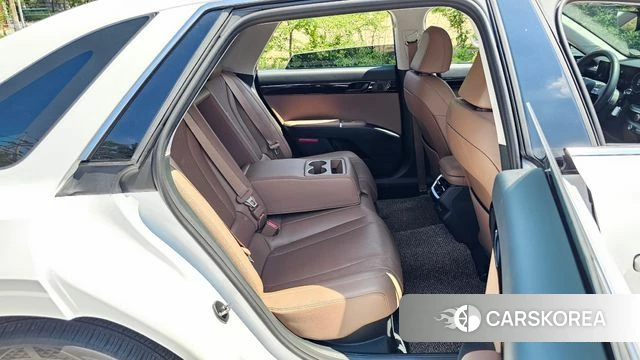 Hyundai Grandeur Hybrid (GN7) 2024 Белый из Кореи, фото 3