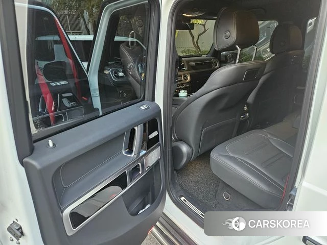 Mercedes-Benz G-Class W463b 2023 Белый из Кореи, фото 3