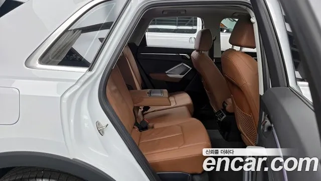 Audi Q3 (F3) 2022 Белый из Кореи, фото 3
