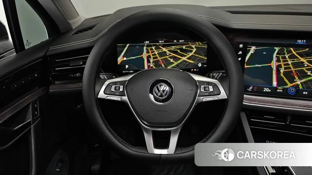Volkswagen Touareg 3rd generation 2020 Черный из Кореи, фото 3