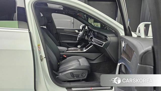 Audi A6 (C8) 2022 Белый из Кореи, фото 3