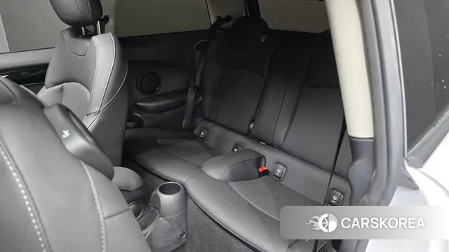 Mini Cooper 2024 Белый из Кореи, фото 3