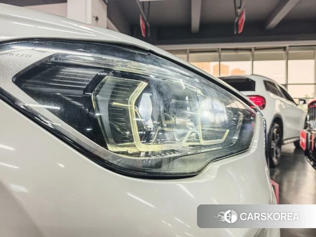 BMW X1 2021 Белый из Китая, фото 3