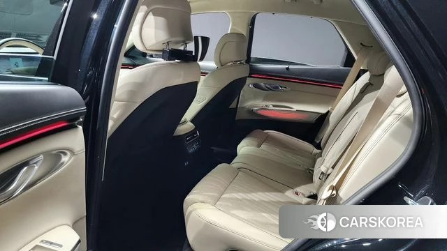 Genesis GV70 2025 Черный из Кореи, фото 3