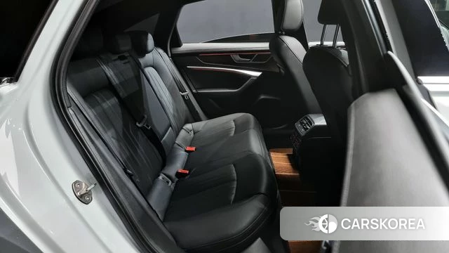 Audi A6 (C8) 2022 Белый из Кореи, фото 3