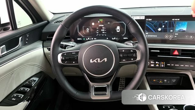 Kia The New K5 3rd generation 2025 Белый из Кореи, фото 3