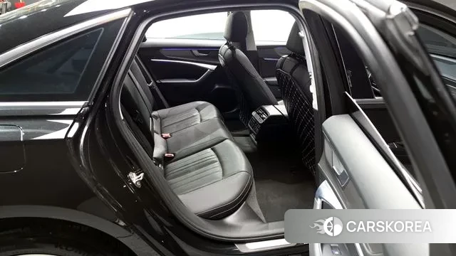 Audi A6 (C8) 2021 Черный из Кореи, фото 3