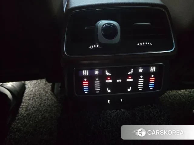 Audi A6 (C8) 2020 Черный из Кореи, фото 3