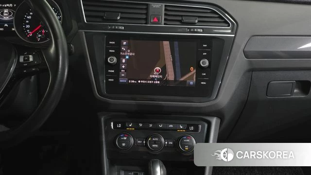 Volkswagen Tiguan second Generation 2020 Серый из Кореи, фото 3