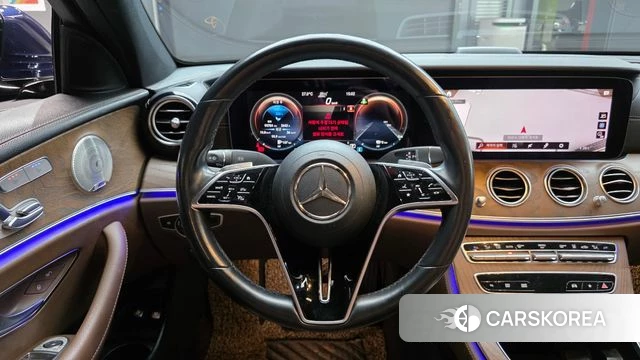 Mercedes-Benz E-Class W213 2021 Синий из Кореи, фото 3