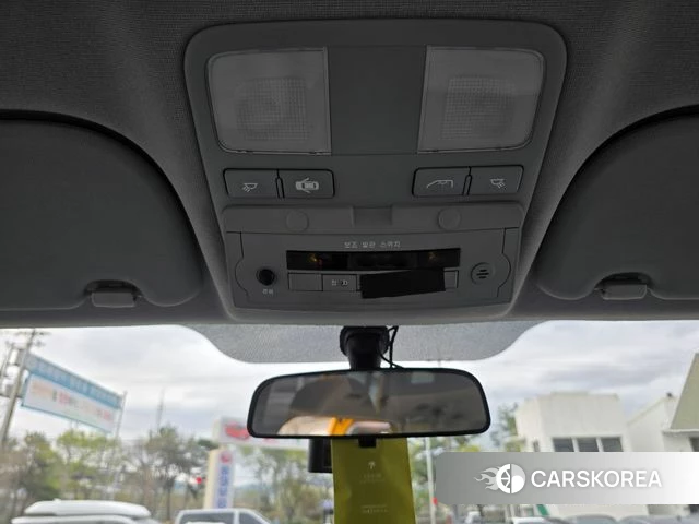 Hyundai The New Grand Starex 2018 Желтый из Кореи, фото 3