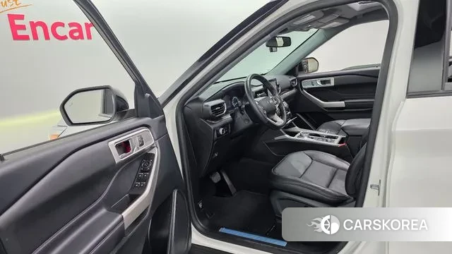 Ford Explorer 6th Generation 2023 Белый из Кореи, фото 3