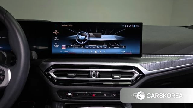 BMW i4 2024 Небесно-голубой из Кореи, фото 3