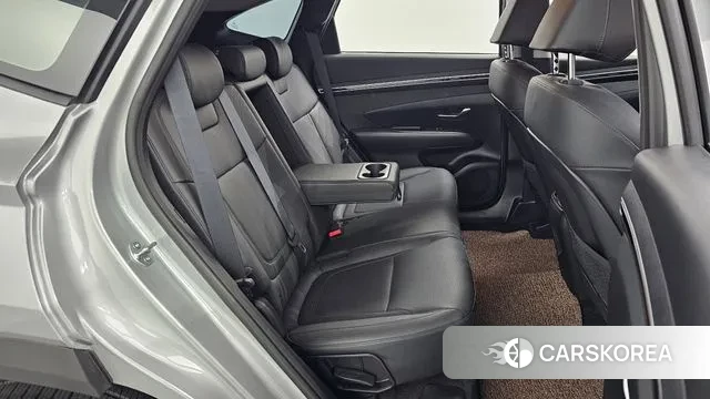 Hyundai Tucson (NX4) 2021 Серебряный из Кореи, фото 3