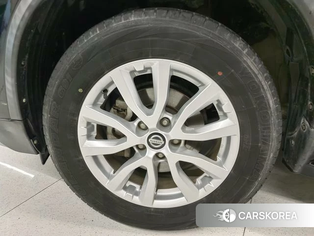 Nissan Qijun 2021 Черный из Китая, фото 3