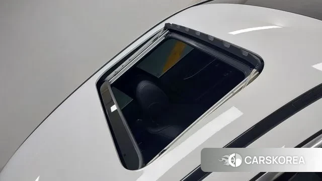 Mercedes-Benz E-Class W213 2022 Белый из Кореи, фото 3